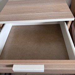 IKEAイケア　ヘッドサイドテーブル 