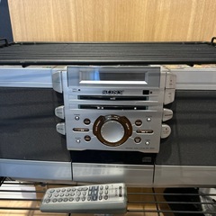 ジャンク　CDラジカセ