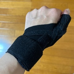 手首サポーターの画像