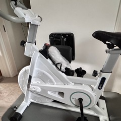 フィットネスバイク　QLEE FITNESS
