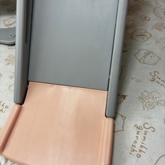 滑り台ブランコ付き遊具の画像