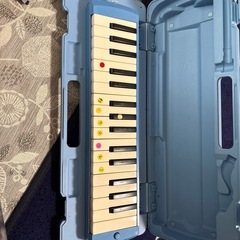 鍵盤ハーモニカ