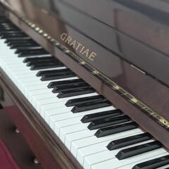 アップライトピアノ　GRATIAE