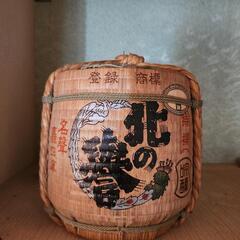 レトロな酒樽