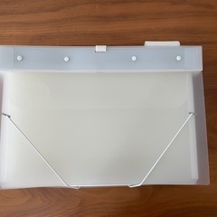 【受付終了】Esselte エセルテ ソーテッドA4  6段3wayクリアの画像