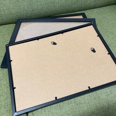 黒額縁　３点の画像