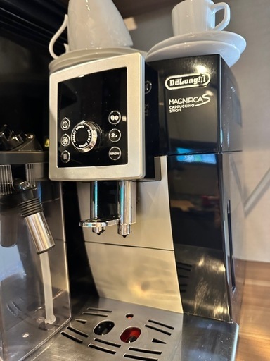 De'Longhi 全自動コーヒーメーカー MマグニフィカS カプチーノ