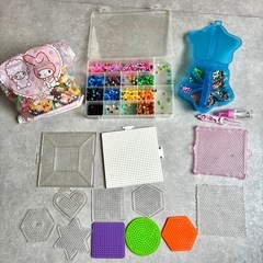 アイロンビーズ　アクアビーズ　収納ケース付き　作品　子供　おもち...