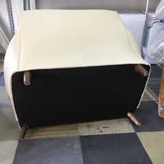 2人掛けソファー／ベージュの画像