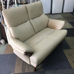 2人掛けソファー／ベージュの画像