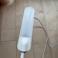アイリスオーヤマ　電気スタンドの画像