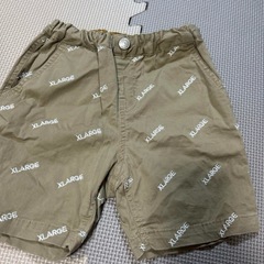 XLARGE 迷彩柄＆ロゴ入りショートパンツ2点セット90の画像