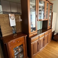 食器棚、カップボード、ついたて
