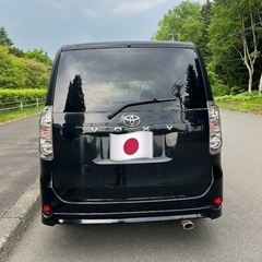 Toyota voxy の画像