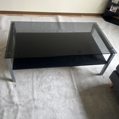 ガラステーブル