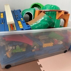 受け渡し予定者決まった為､受け付け終了致します。プラレールまとめ売りの画像