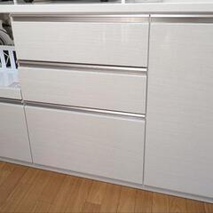 【6月29日まで】2021年購入 カップボード W約140cm 