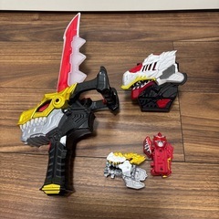 戦隊モノおもちゃまとめ売りの画像