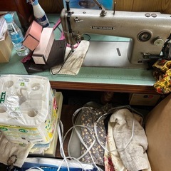 工業用ミシン　三菱　LD-520A 動作品