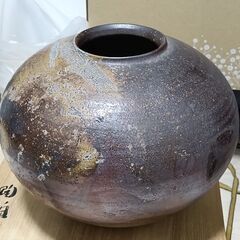 備前焼　三村陶伯作　壺の画像