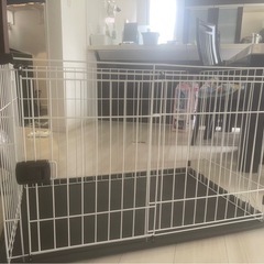 ペット用ゲージ、水飲み、トイレ