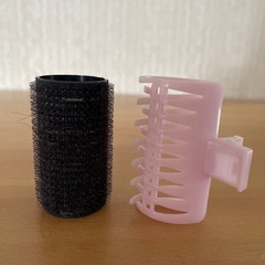 髪を巻くカーラーの画像