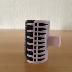 髪を巻くカーラーの画像