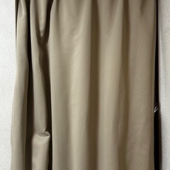 中古カーテン　ベージュ