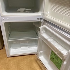 【2021年製❗️】comfee 冷蔵庫 RCT90WH/Eの画像