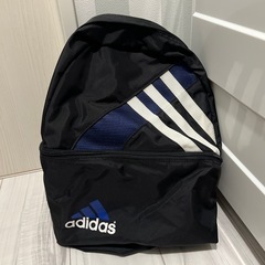 アディダス二段式リュックサック 
