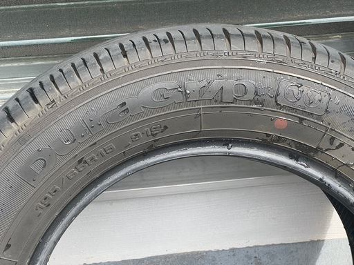 走行3000キロのみ／GOODYEAR DURAGRIP 195/65/R15 の４本セット