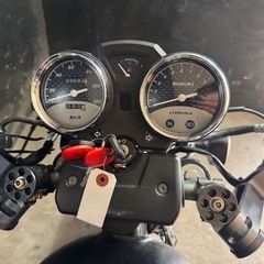 ★支払い総額12.8万円★買取強化中！査定無料♪スズキ GN125-2F 社外マフラー！社外ハンドル！タックロールシート！カスタム多数！の画像