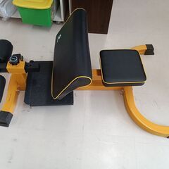リユースのサカイ栃木店★ジモティ割あり★  腹筋台 ブラック＆イエロー W106×D70×H45 クリーニング済み TC9091の画像