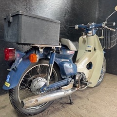★支払い総額6.8万円★買取強化中！なんでも買います♪ホンダ　スーパーカブ50Fi AA01 低燃費！高年式！4スト、インジェクション！フロントカゴ、リアボックス付き！の画像