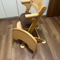 カトージ　ベビーチェア
