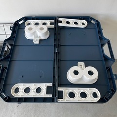 キャンプ用テーブルの画像