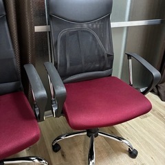 オフィスチェアの画像