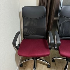 オフィスチェアの画像