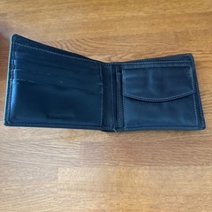 GUESS 財布の画像