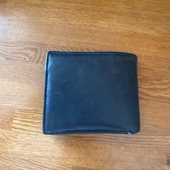 GUESS 財布の画像