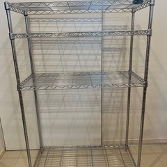 銀ラックの画像