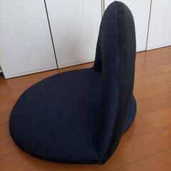 ニトリのコンパクト座椅子の画像
