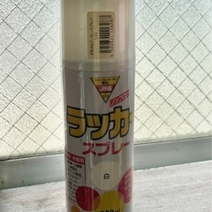 ラッカースプレー白