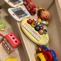 おもちゃ一つ100円から800円②の画像