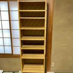 【取引中】背の高いスリム棚（まだ使用可能）