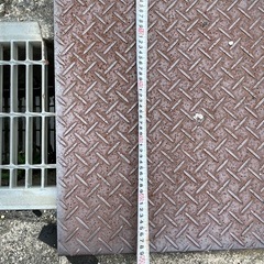 アイアン　鉄蓋　縞鋼板の画像