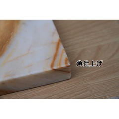 天然大理石　プレート　イエロー系　アクセサリートレー　小物置き　食卓断熱用でもおしゃれに 200x 200x18mm
の画像