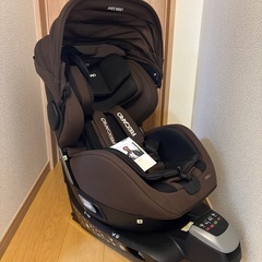 チャイルドシート　RECARO