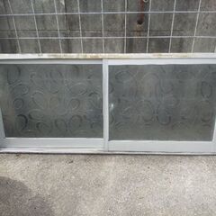 アルミサッシ枠付き✡️ガレージ等に活用してください。