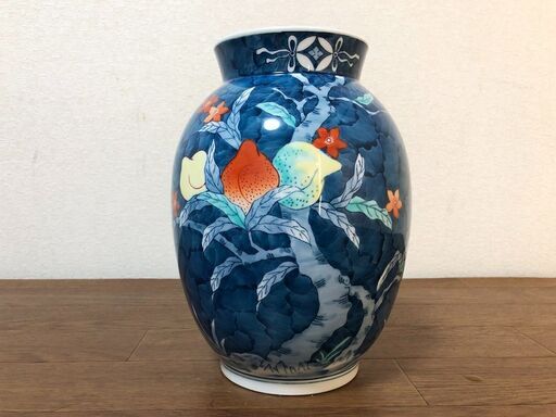 伊万里　鍋島焼　虎仙窯　花器 伊万里 鍋島焼 虎仙窯 花器